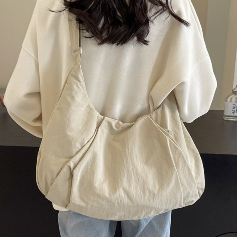 Sac à bandoulière en forme de  - Half Moon Crescent avis et prix