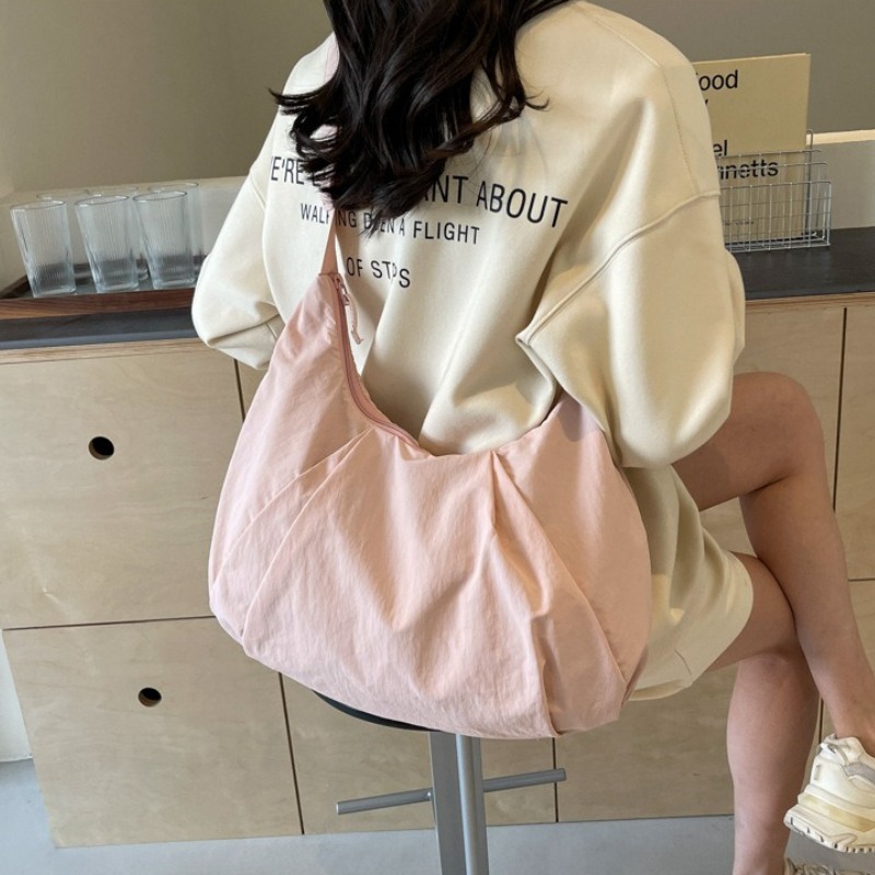 Sac à bandoulière en forme de  - Half Moon Crescent avis et prix