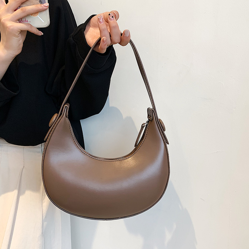 Sacs à aisselles en cuir PU po - Half Moon Crescent avis et prix